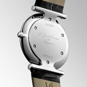 Montre La Grande Classique De Longines Monochrome Cadran Noir laqué poli Bracelet Alligator