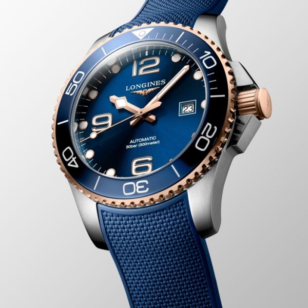 Montre Hydroconquest Cadran Bleu soleillé Bracelet caoutchouc