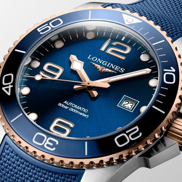Montre Hydroconquest Cadran Bleu soleillé Bracelet caoutchouc