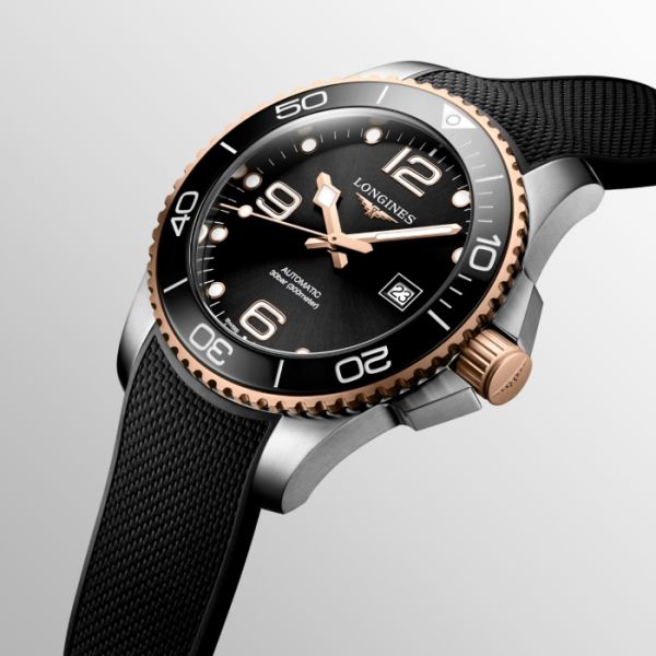 Montre Hydroconquest Cadran Noir soleillé Bracelet caoutchouc