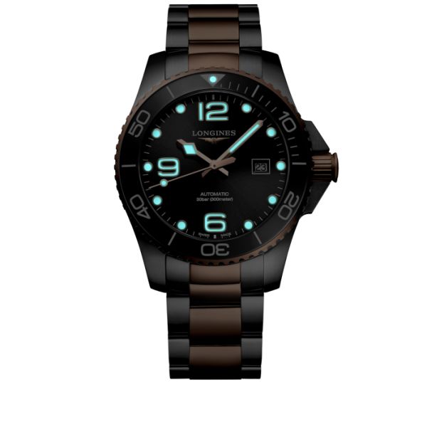 Montre Hydroconquest Cadran Noir soleillé Bracelet Acier PVD rouge