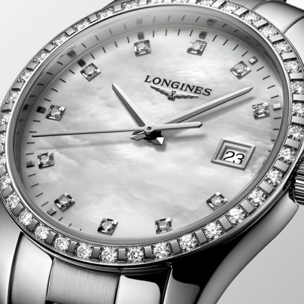 Montre Conquest Classic Cadran Nacre blanche Bracelet Acier