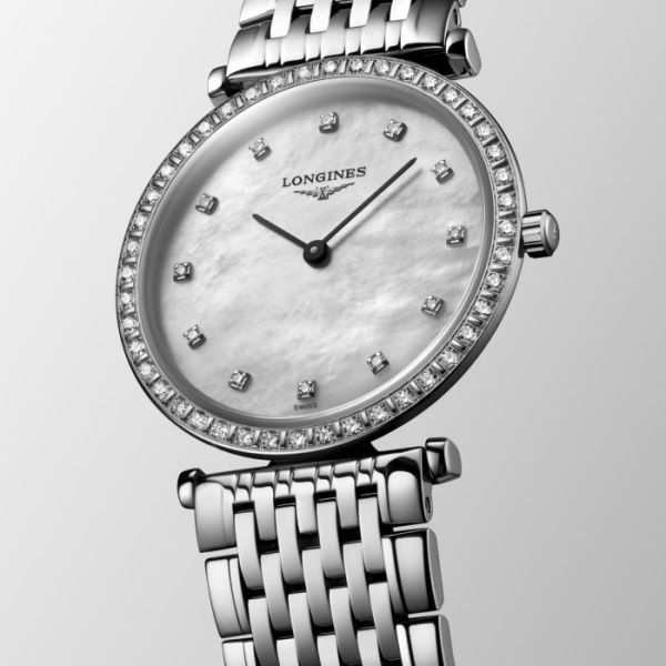Montre La Grande Classique De Longines Cadran Nacre blanche Bracelet Acier