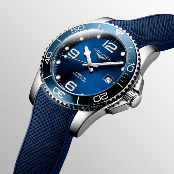 Montre Hydroconquest Cadran Bleu soleillé Bracelet caoutchouc