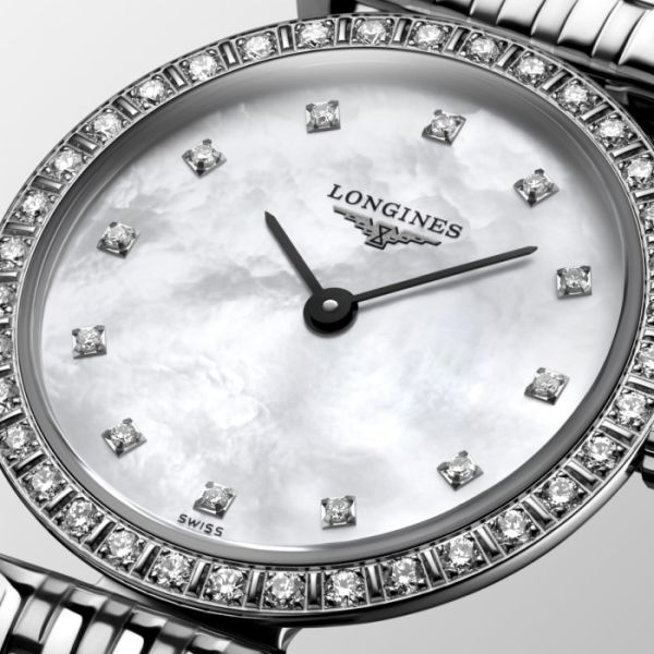 Montre La Grande Classique De Longines Cadran Nacre blanche Bracelet Acier