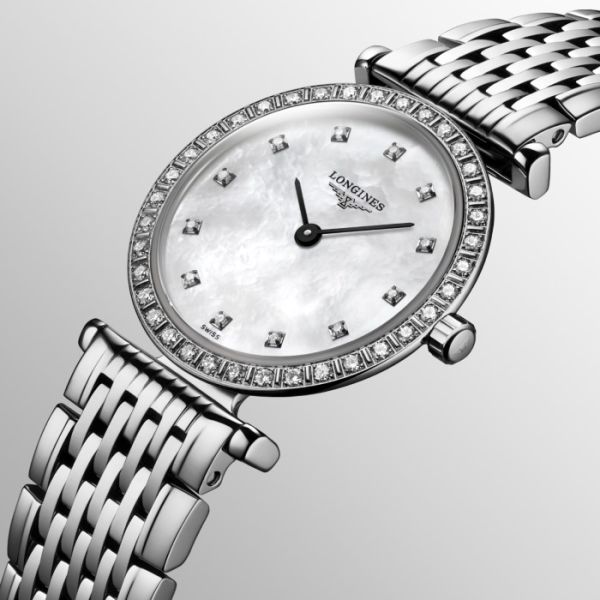 Montre La Grande Classique De Longines Cadran Nacre blanche Bracelet Acier