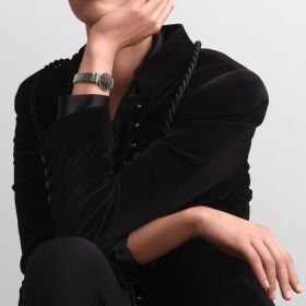 Montre La Grande Classique De Longines Cadran Noir laqué poli Bracelet Acier