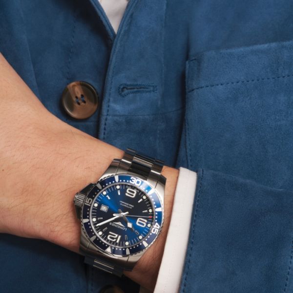 Montre Hydroconquest Cadran Bleu soleillé Bracelet Acier