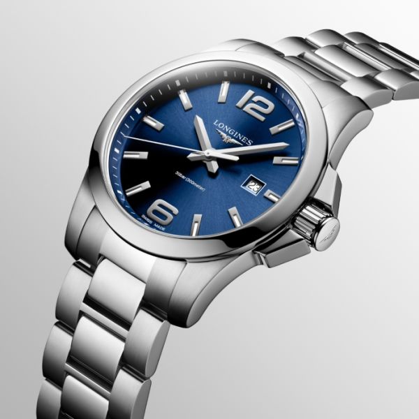 Montre Longines Conquest Cadran Bleu soleillé Bracelet Acier