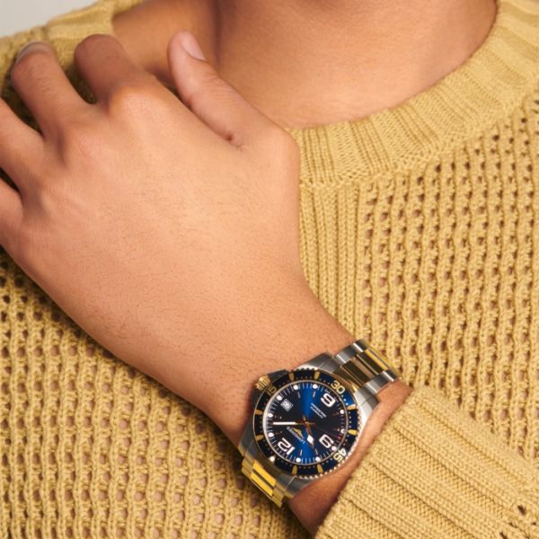 Montre Longines Hydroconquest Cadran Bleu soleillé Bracelet Acier et PVD jaune