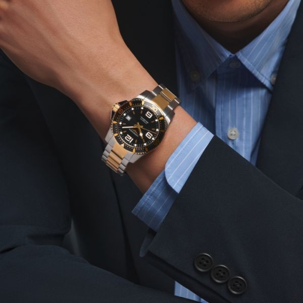 Montre Longines Hydroconquest Cadran Noir soleillé Bracelet Acier et PVD jaune