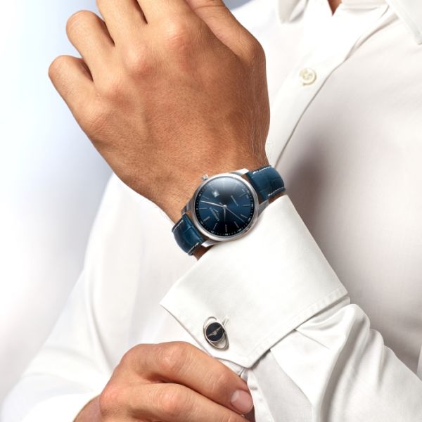 Montre Longines Master Collection Cadran Bleu soleillé Bracelet Alligator