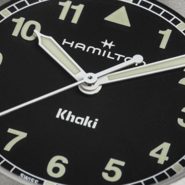 Montre Hamilton Khaki Field Quartz 33?mm Cadran Noir