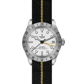 MONTRE TUDOR BLACK BAY PRO 39 MM BRACELET TISSU NOIR BANDE JAUNE
