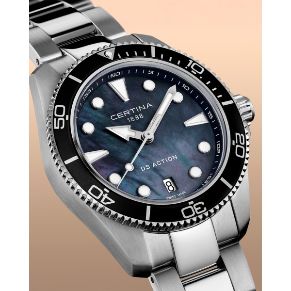 Montre Certina DS Action 34.5mm  Cadran NacreBracelet Acier inoxydable 316L,Aluminium,Super-LumiNova