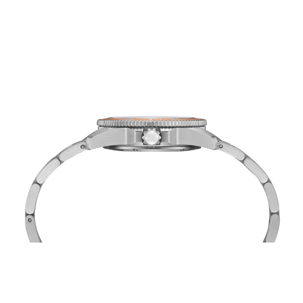 Montre Certina DS Action 34.5mm  Cadran NacreBracelet Acier inoxydable 316L,Aluminium,Super-LumiNova