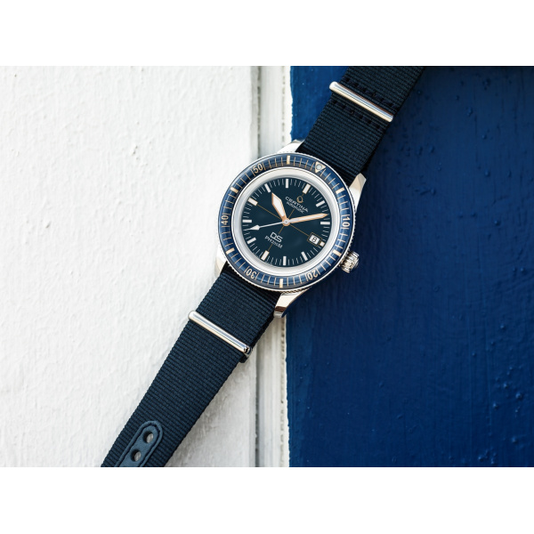 Montre Certina DS PH200M Powermatic 80 Automatique Cadran Bleu