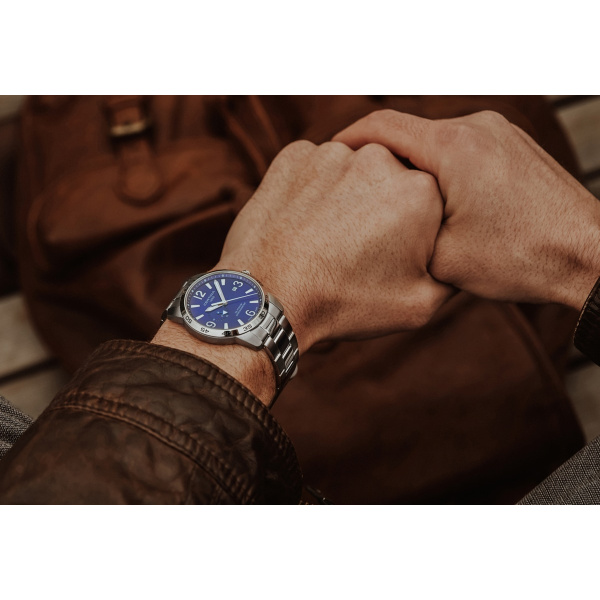 Montre Certina DS Podium GMT Quartz Cadran Bleu