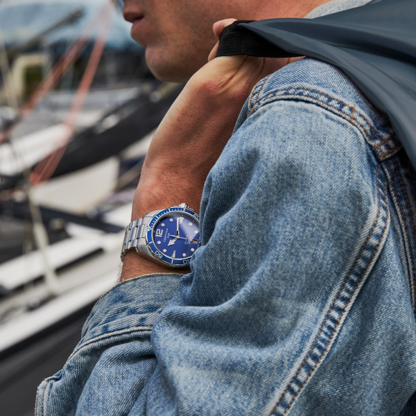 Montre Certina DS Action Quartz Cadran Bleu
