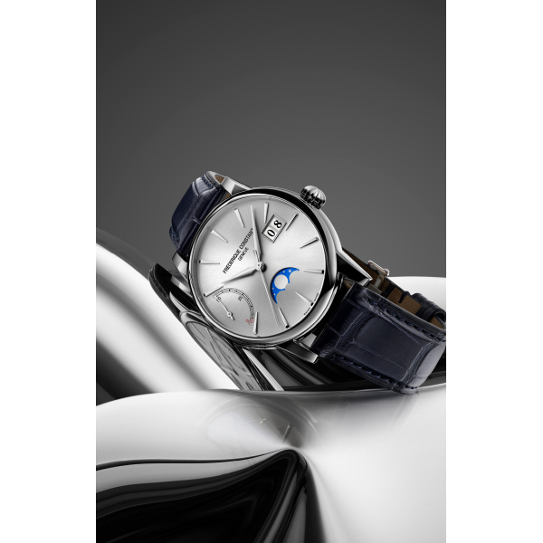 Montre Frederique Constant Manufacture Classic Power Reserve Big Date Cadran Argenté