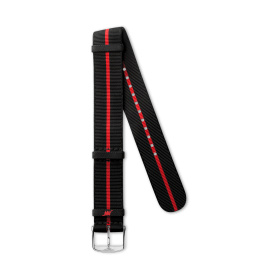 Bracelet Nato Noir Orné D'Une Ligne Rouge 21.50 mm