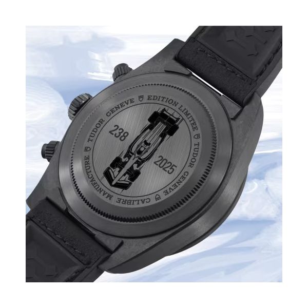 MONTRE HOMME TUDOR BLACK BAY CHRONO ACIER AVEC BRACELET EN ACIER