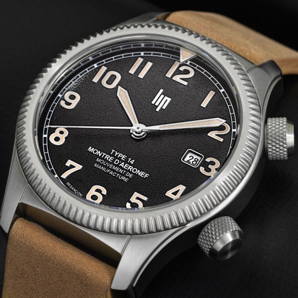 Montre Lip Type 14 41mm Automatique Cadran Noir Bracelet Cuir