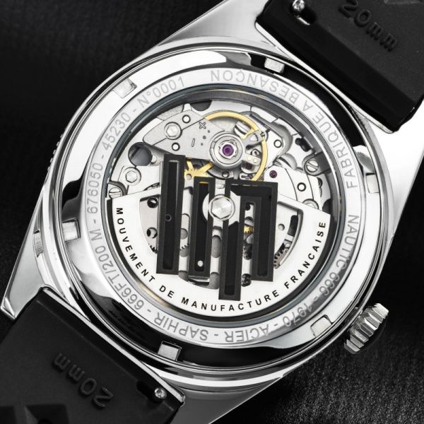 Montre LIP Nautic 666 Manufacture Cadran Gris Bracelet Noir
