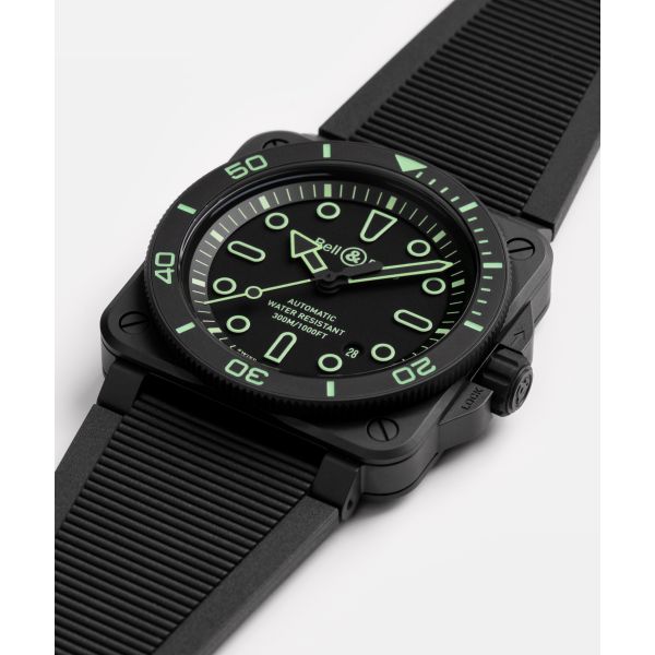 Montre Bell & Ross BR-03 Diver Lum Outline Bracelet Caoutchouc Noir