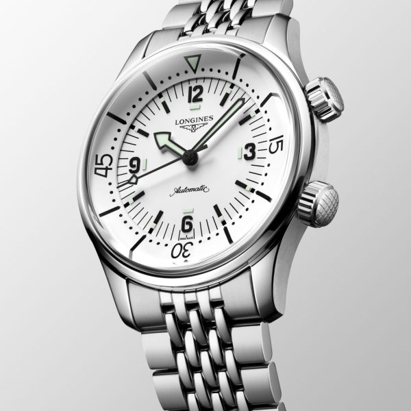 Montre Longines Legend Diver Cadran Blanc Bracelet Acier 39mm