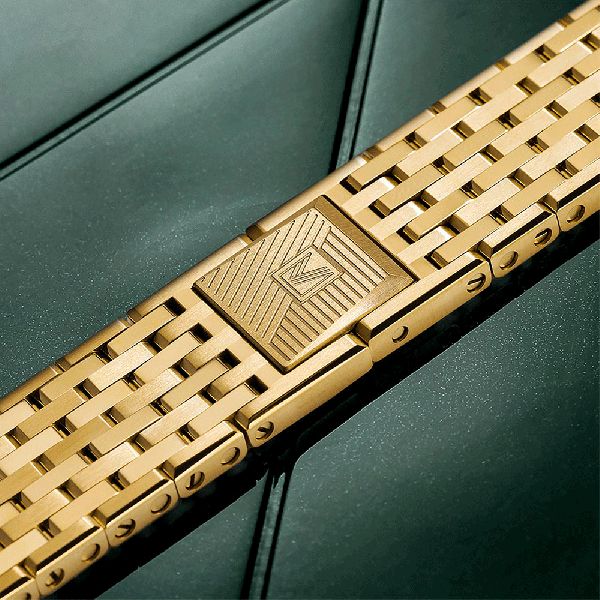 Montre March LA.B Milady Mansart Electrique Continental Acier poli-brossé 9 maillons dorés