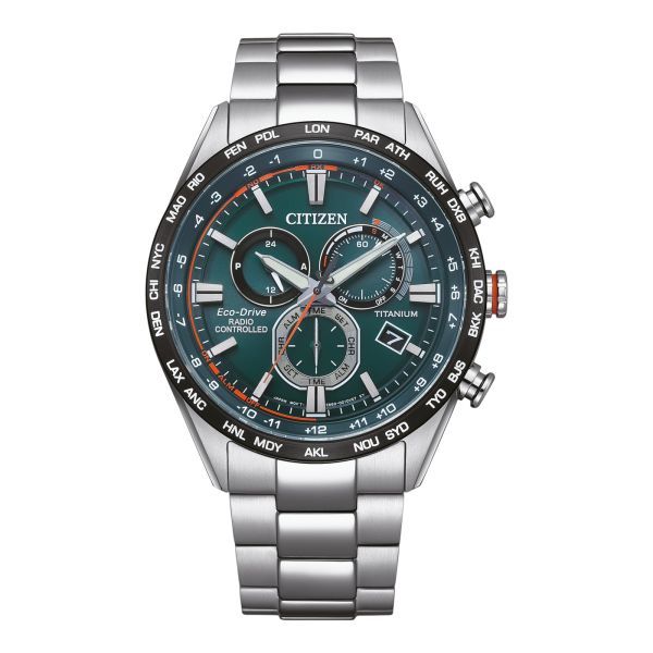 Montre Citizen Radio Controlled Super Titanium Eco-drive Cadran Vert