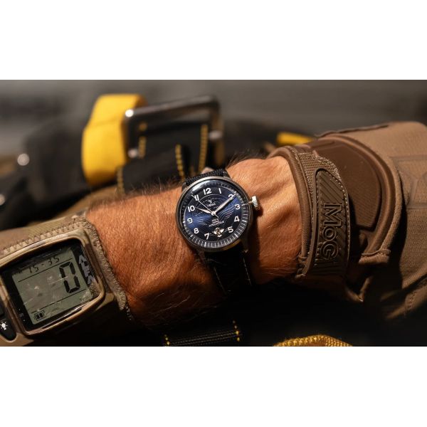 Montre Yema Flygraf CPA10 Manufacture Bleu Bracelet Canvas