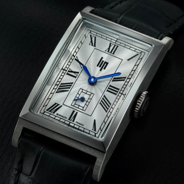 Montre Lip Churchill T18 Cadran Argent Bracelet Cuir Noir