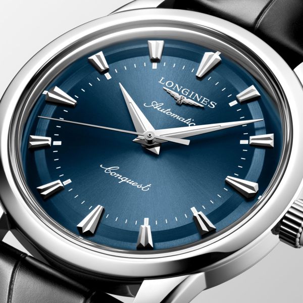Montre Conquest Heritage 40mm Automatique Cadran Bleu laqué poli Bracelet Alligator