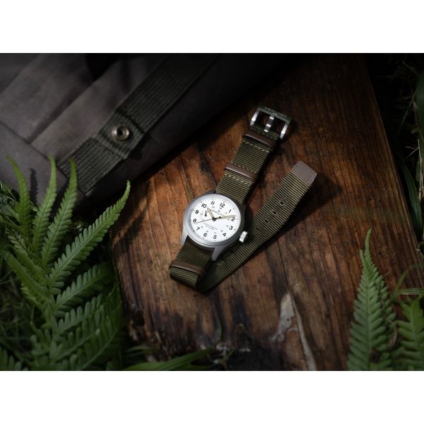 Montre Hamilton Khaki Field Mechanical Power Reserve 40mm Cadran Blanc