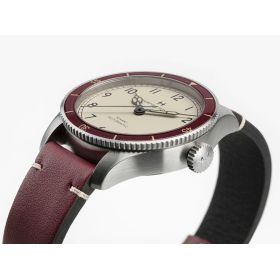 Montre Hamilton Khaki Aviation Pilot Pioneer 38mm Cadran Crème Bracelet cuir Bordeaux