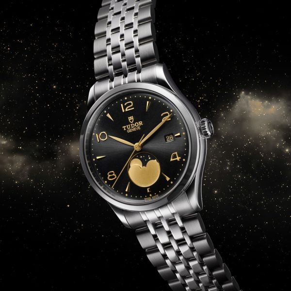 MONTRE TUDOR 1926 LUNA CADRAN NOIR BRACELET ACIER