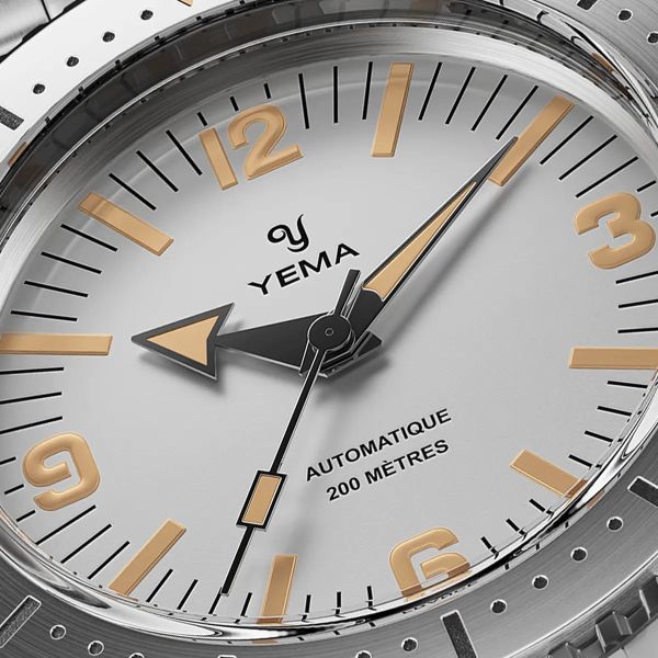 Montre Yema Diver Cadran Blanc Bracelet Acier