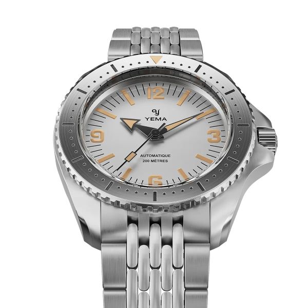 Montre Yema Diver Cadran Blanc Bracelet Acier