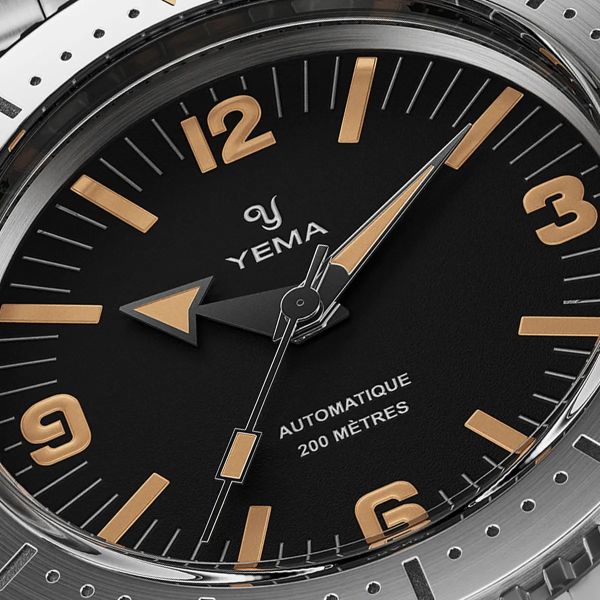 Montre Yema Diver Cadran Noir Bracelet Acier