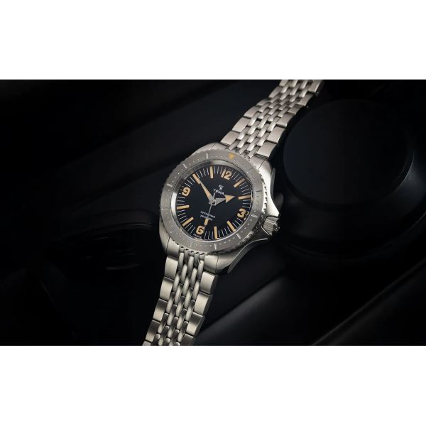 Montre Yema Diver Cadran Noir Bracelet Acier