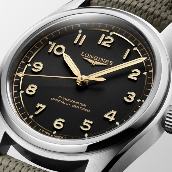 Montre Longines Spirit Pilot Automatique 39mm Cadran Noir Bracelet Caoutchouc