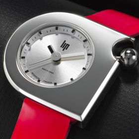 Montre LIP Mach 2000 Quartz Cadran Argenté Bracelet Cuir Rose