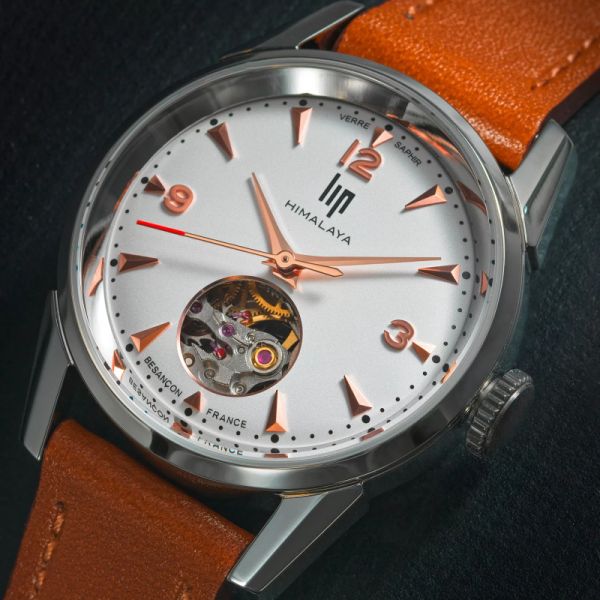 Montre LIP HimalayaAutomatique Cadran Blanc argenté Bracelet Cuir