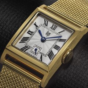 Montre LIP Churchill Quartz Cadran Argenté Bracelet Acier