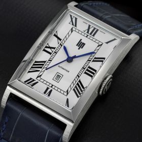 Montre LIP Churchill T26 Automatique Cadran blanc ivoireBracelet Cuir