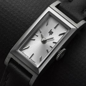 Montre LIP Churchill Quartz Cadran Argenté Bracelet Cuir