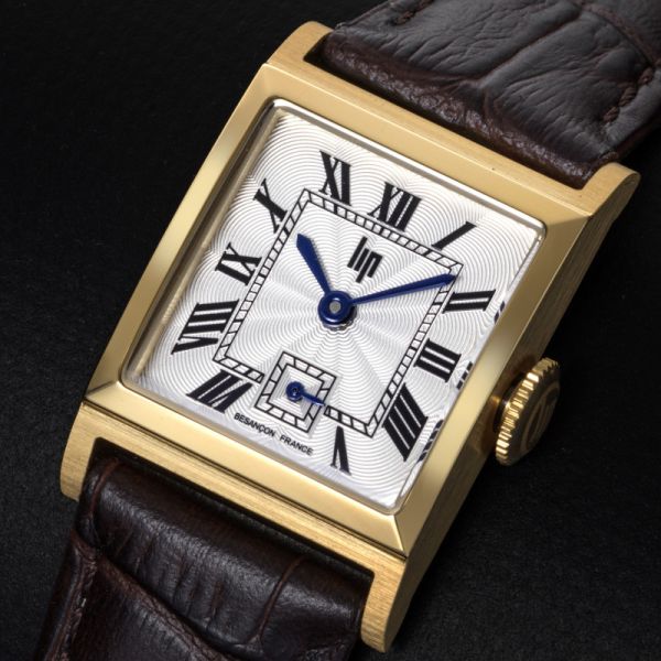 Montre LIP Churchill Quartz Cadran Argenté Bracelet Cuir