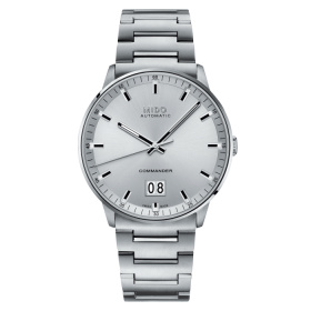 Montre Mido Commander Big Date 42mm Cadran Argent Bracelet Acier inoxydable Gris